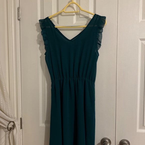 Dress - Picture 4 of 4